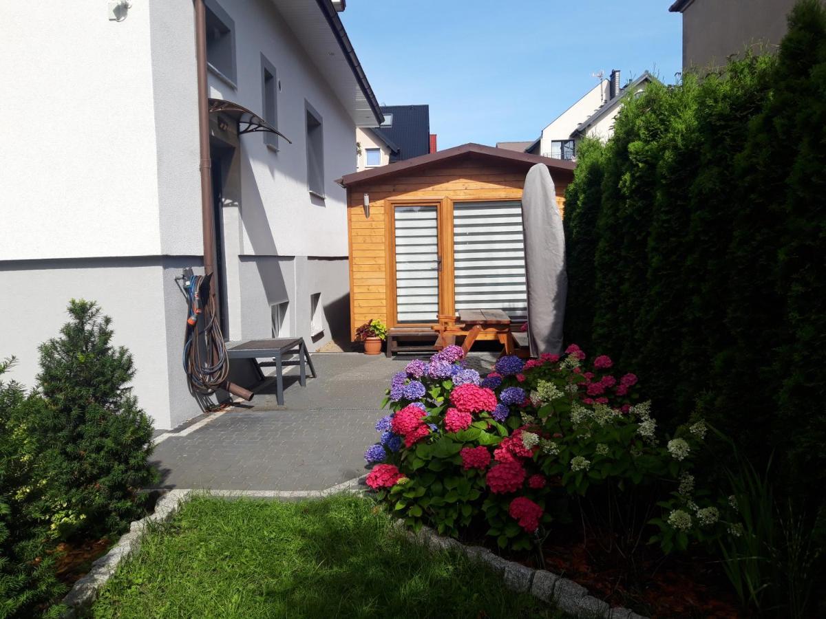 Pokoje I Domek Letniskowy Pod Kasztanem Jastarnia Exterior photo
