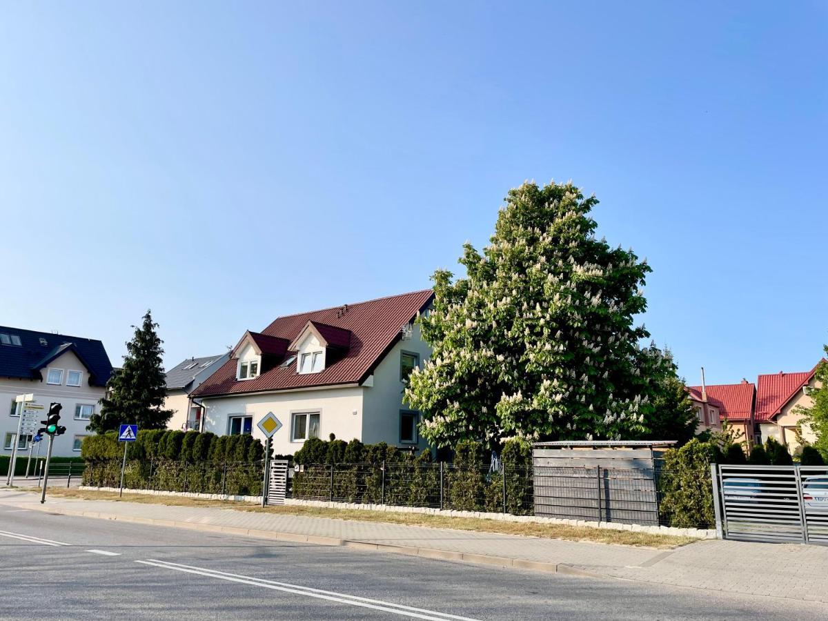 Pokoje I Domek Letniskowy Pod Kasztanem Jastarnia Exterior photo
